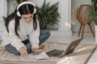 what is an on-demand online mental health retreat?